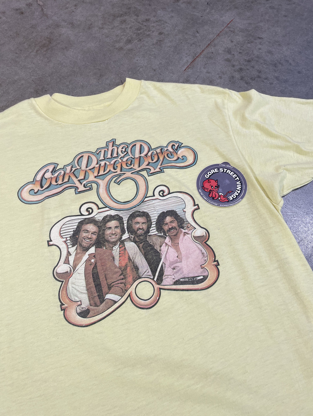 Vintage 80s hanes Oak Ridge Boys Band Tee L 19.5x26
